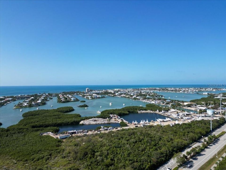 На продажу: $13,000,000 (0 спален, 0 ванн, 0 Квадратных фут)