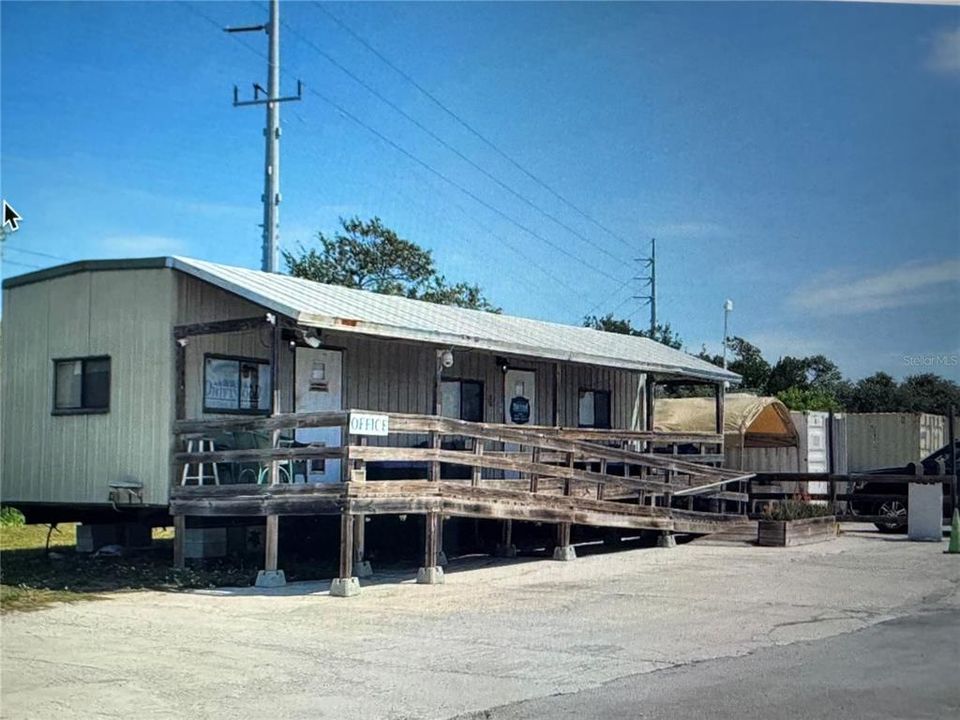 На продажу: $13,000,000 (0 спален, 0 ванн, 0 Квадратных фут)