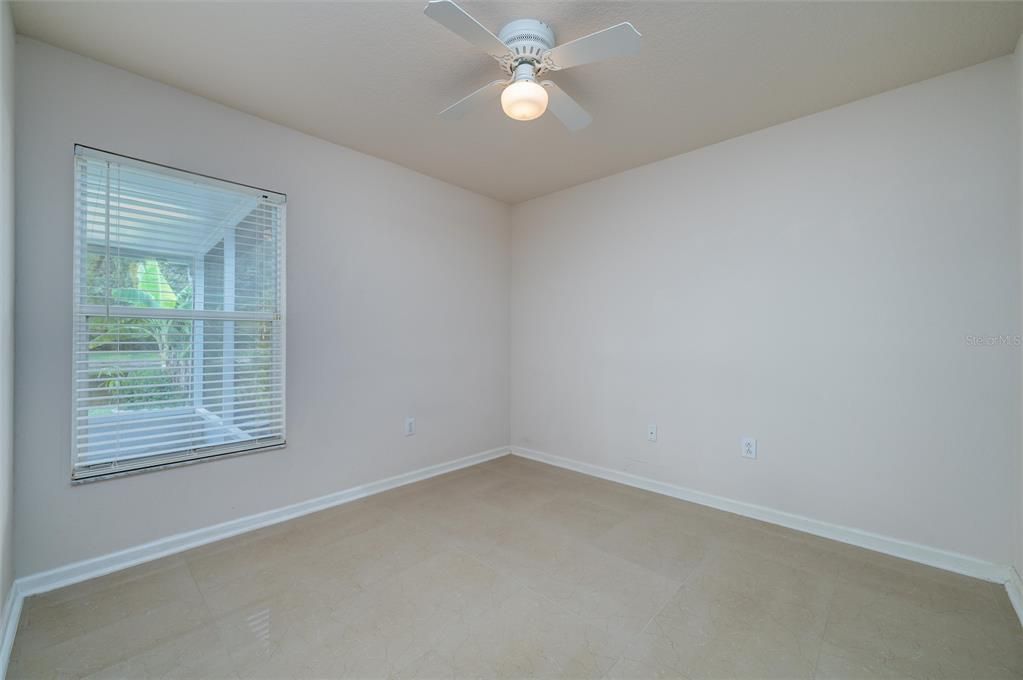 Active With Contract: $390,000 (4 beds, 2 baths, 1956 Square Feet)