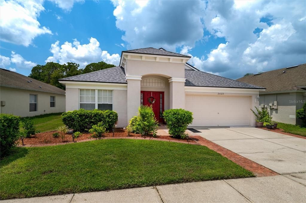 Active With Contract: $390,000 (4 beds, 2 baths, 1956 Square Feet)