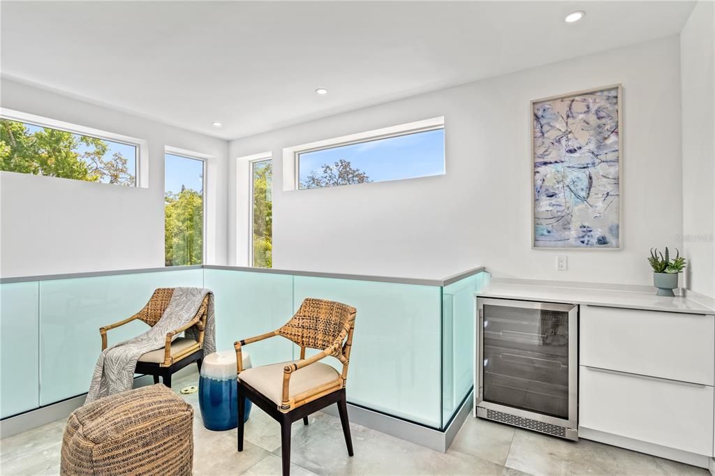 На продажу: $2,349,000 (6 спален, 6 ванн, 3500 Квадратных фут)