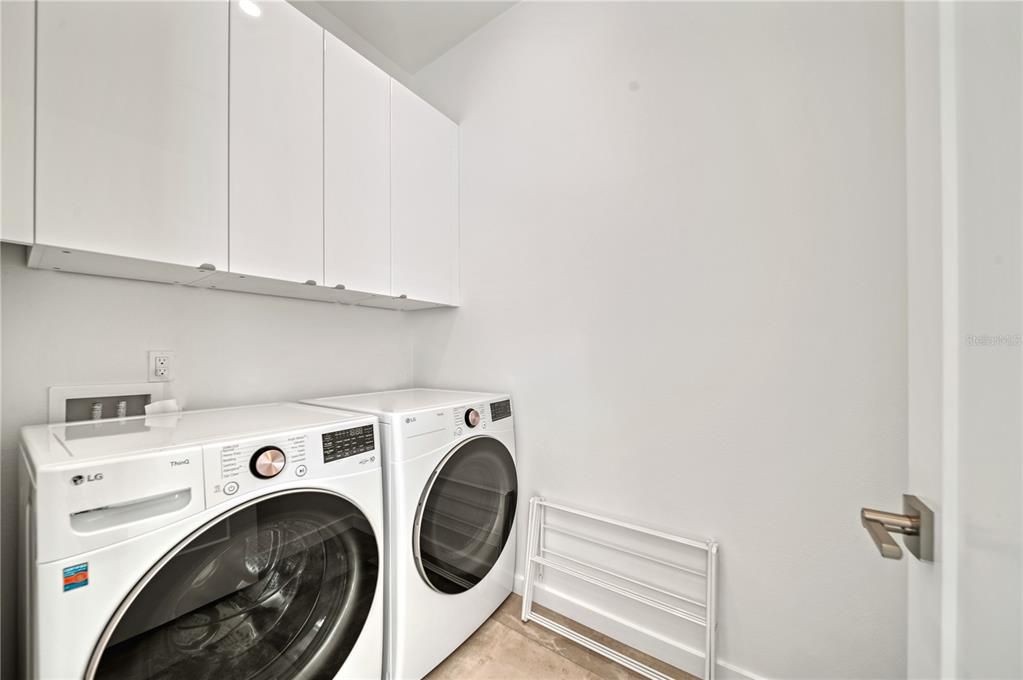 На продажу: $2,349,000 (6 спален, 6 ванн, 3500 Квадратных фут)