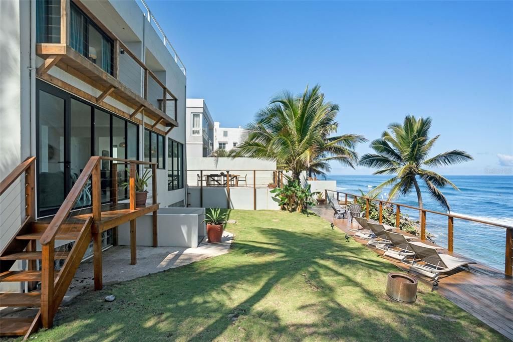 Active With Contract: $1,595,000 (4 beds, 3 baths, 2800 Square Feet)