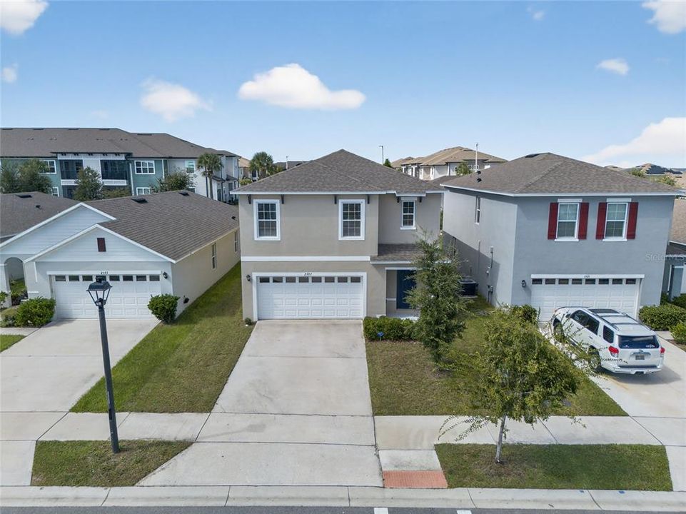 合同活跃: $378,500 (5 贝兹, 3 浴室, 2528 平方英尺)