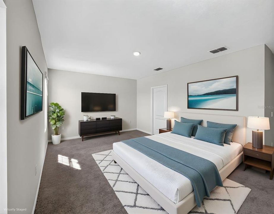 合同活跃: $378,500 (5 贝兹, 3 浴室, 2528 平方英尺)