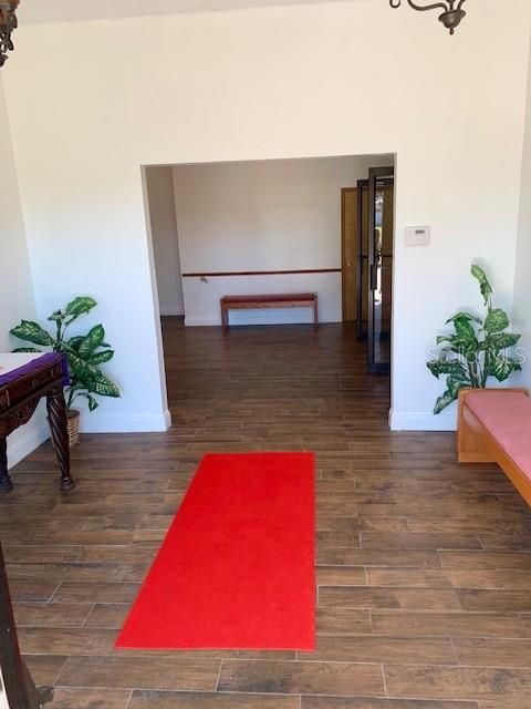 待售: $425,000 (0 贝兹, 0 浴室, 3200 平方英尺)