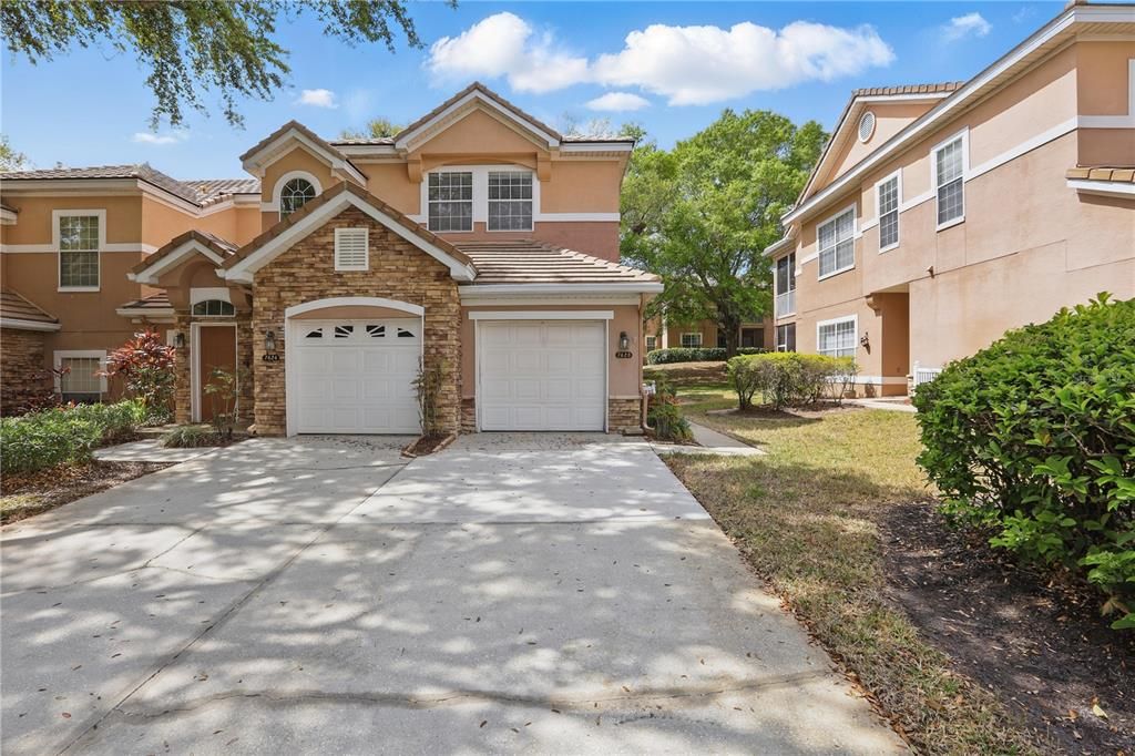 Recently Sold: $355,000 (2 beds, 2 baths, 1520 Square Feet)