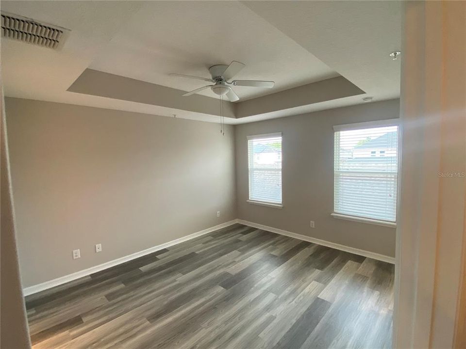 En Venta: $407,000 (3 camas, 2 baños, 1722 Pies cuadrados)