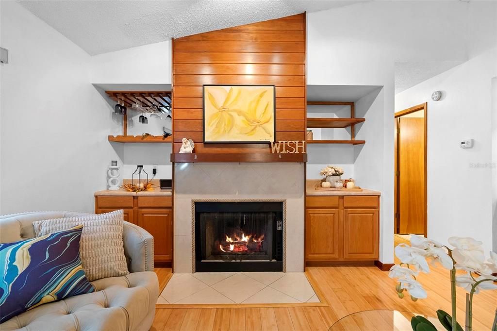 待售: $334,000 (3 贝兹, 2 浴室, 1389 平方英尺)