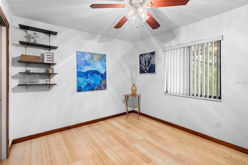 待售: $334,000 (3 贝兹, 2 浴室, 1389 平方英尺)