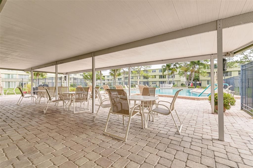 Activo con contrato: $85,000 (1 camas, 1 baños, 790 Pies cuadrados)