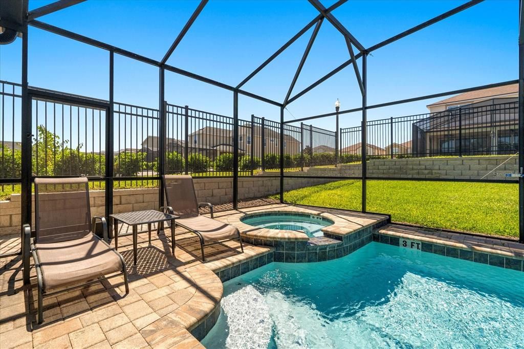 En Venta: $525,000 (4 camas, 3 baños, 2580 Pies cuadrados)