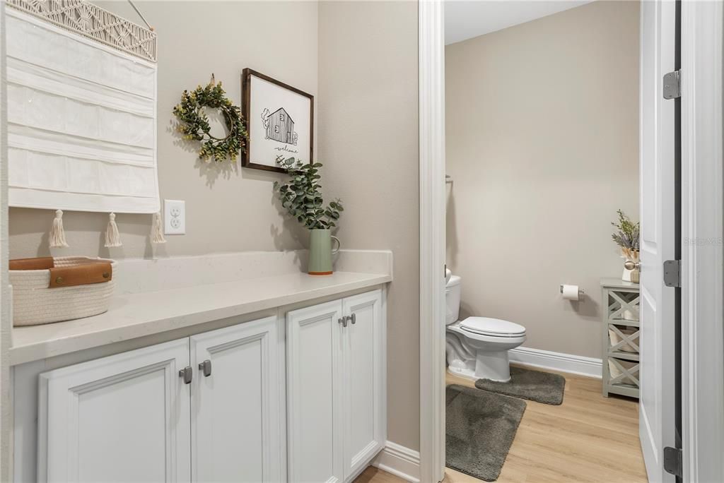 For Sale: $547,000 (3 beds, 3 baths, 2477 Square Feet)