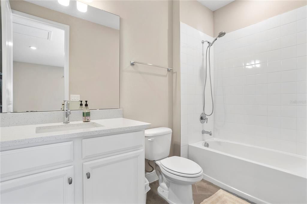 For Sale: $547,000 (3 beds, 3 baths, 2477 Square Feet)