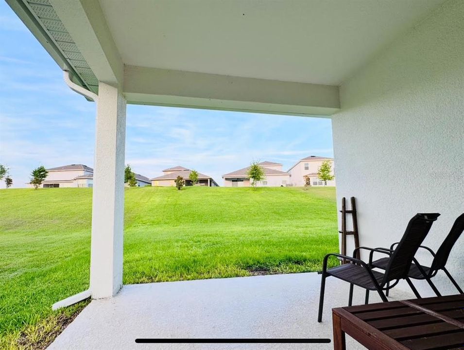 For Sale: $547,000 (3 beds, 3 baths, 2477 Square Feet)