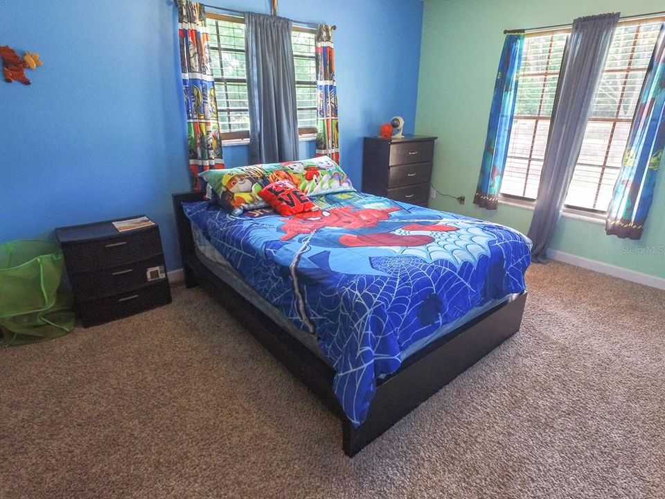 For Sale: $580,000 (5 beds, 3 baths, 3095 Square Feet)