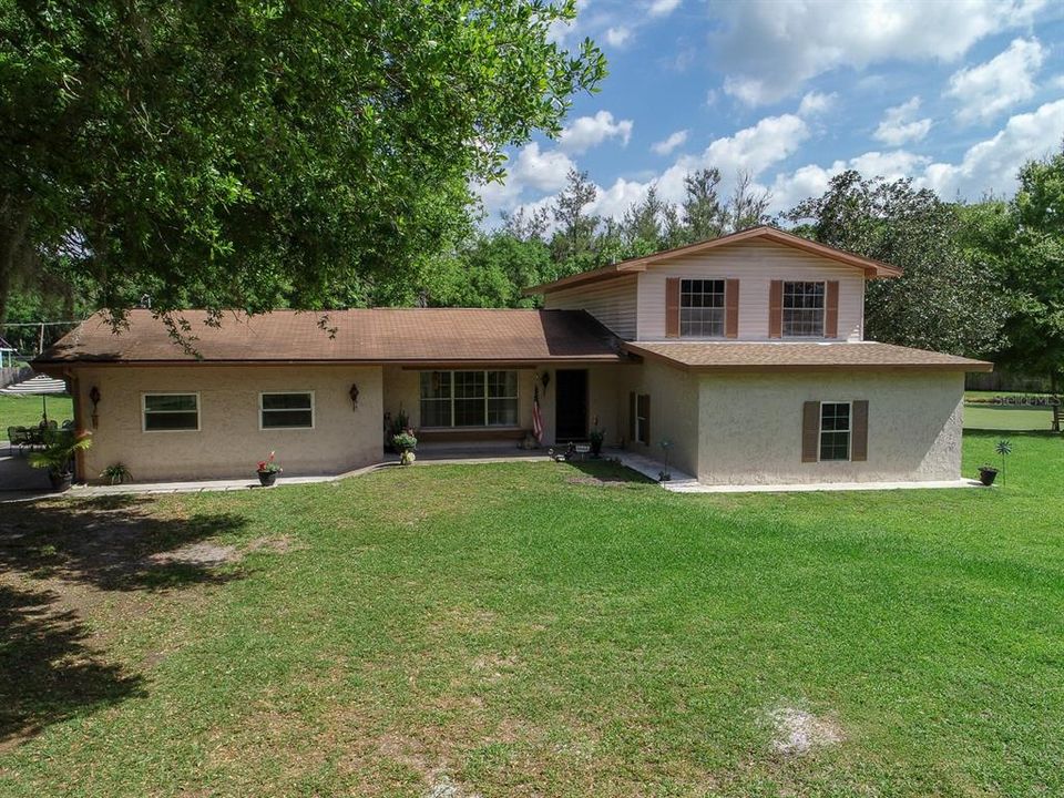 For Sale: $580,000 (5 beds, 3 baths, 3095 Square Feet)