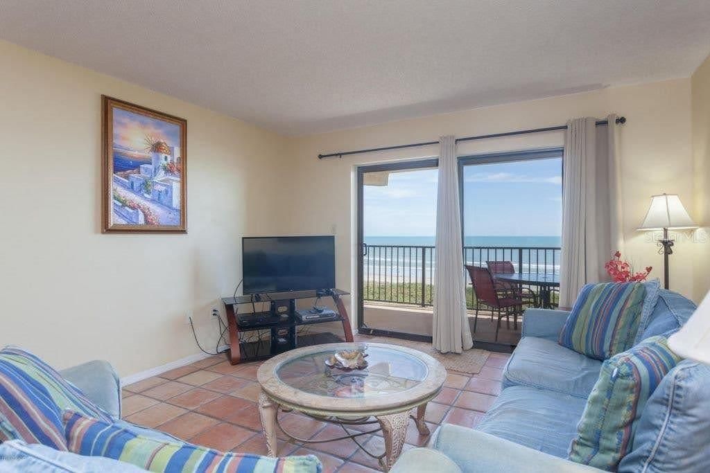 For Rent: $3,100 (3 beds, 2 baths, 1495 Square Feet)