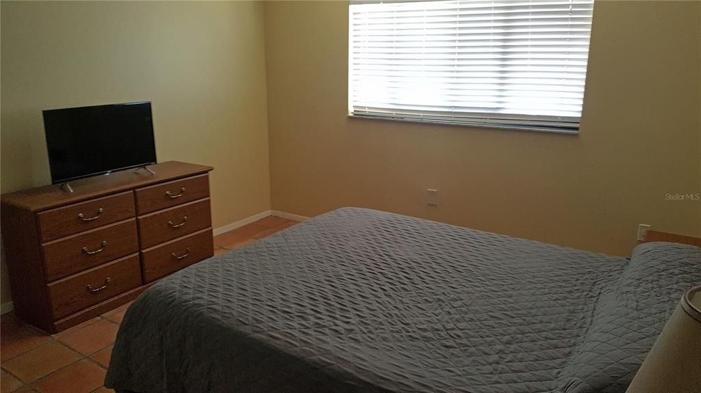 For Rent: $3,100 (3 beds, 2 baths, 1495 Square Feet)