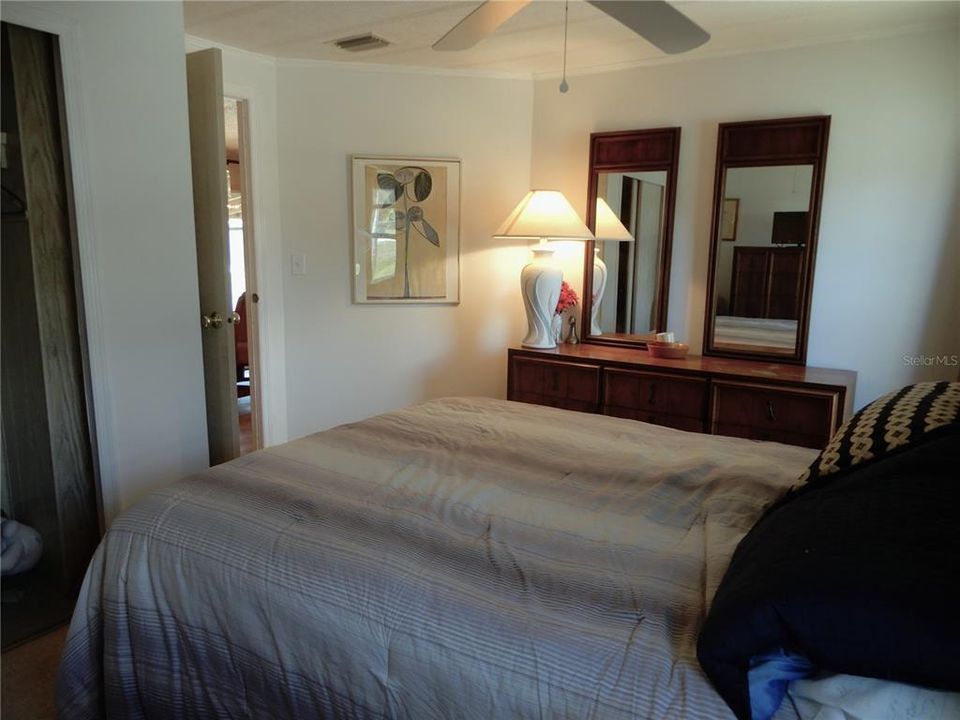 Activo con contrato: $125,000 (2 camas, 2 baños, 1152 Pies cuadrados)