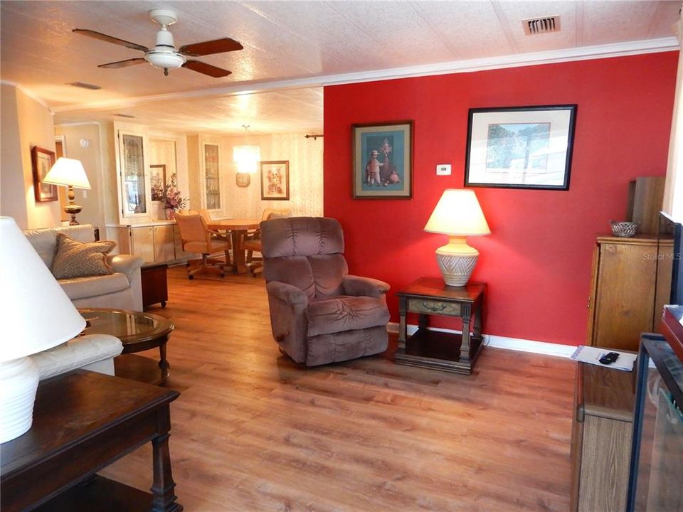 Activo con contrato: $125,000 (2 camas, 2 baños, 1152 Pies cuadrados)