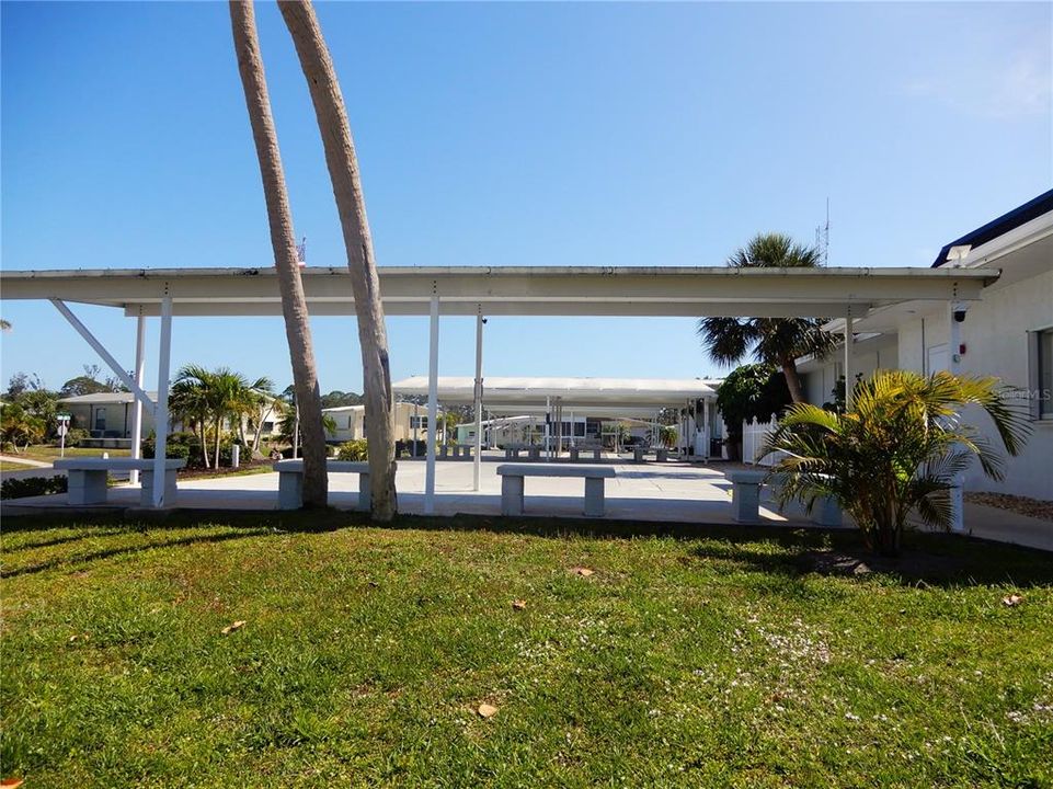 Activo con contrato: $125,000 (2 camas, 2 baños, 1152 Pies cuadrados)