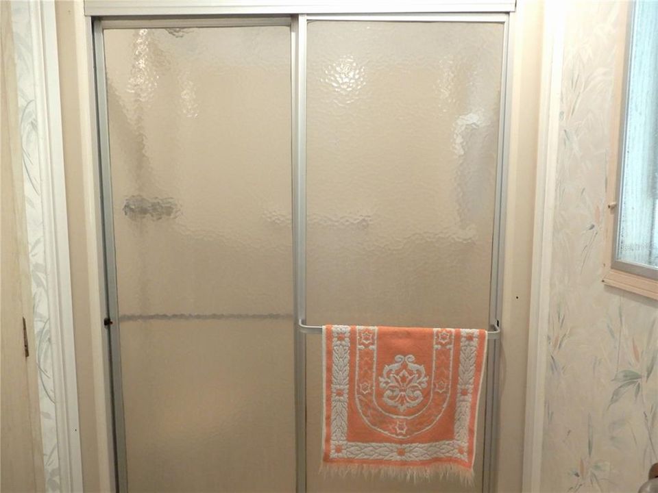 Activo con contrato: $125,000 (2 camas, 2 baños, 1152 Pies cuadrados)