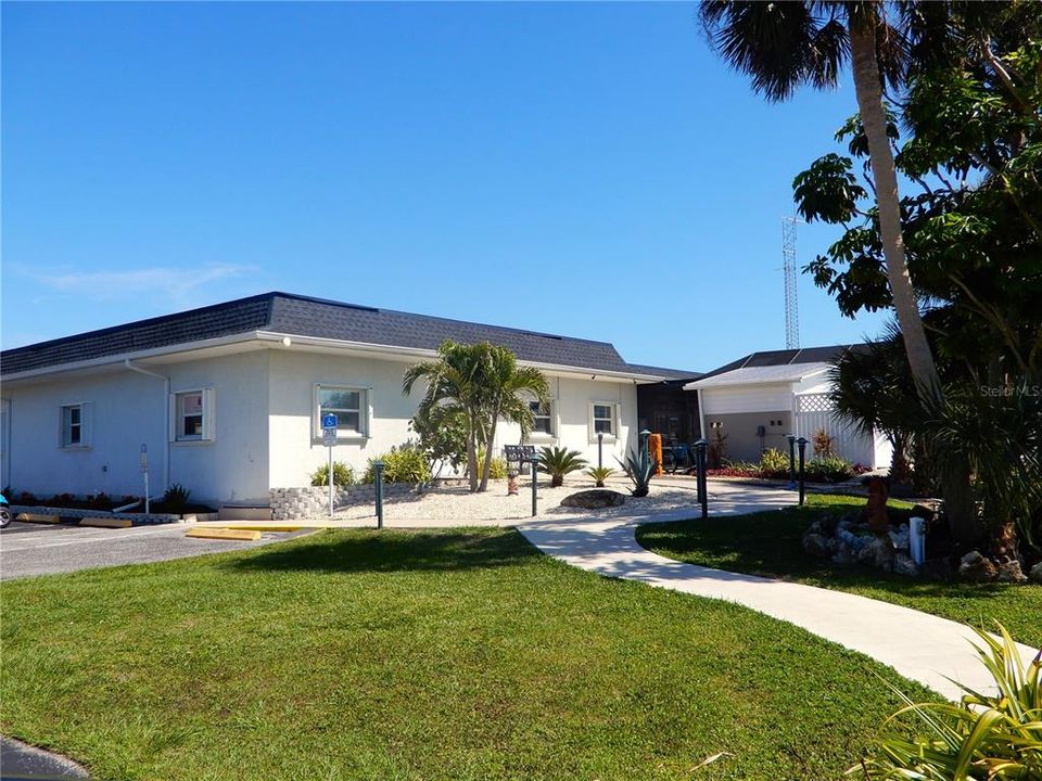 Activo con contrato: $125,000 (2 camas, 2 baños, 1152 Pies cuadrados)