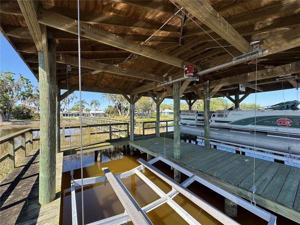 For Sale: $625,000 (3 beds, 4 baths, 1756 Square Feet)