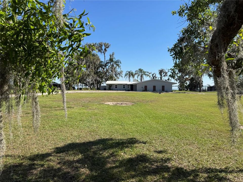 For Sale: $625,000 (3 beds, 4 baths, 1756 Square Feet)