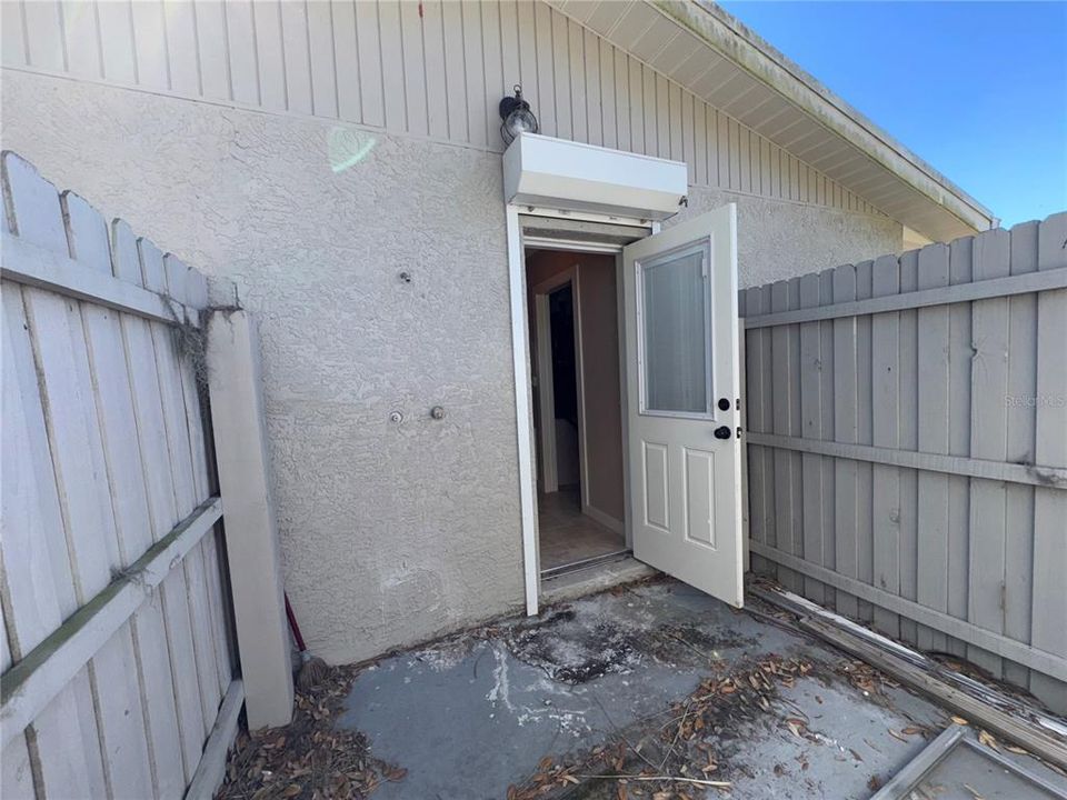 For Sale: $625,000 (3 beds, 4 baths, 1756 Square Feet)