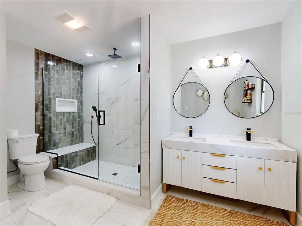 For Sale: $649,900 (3 beds, 2 baths, 2144 Square Feet)