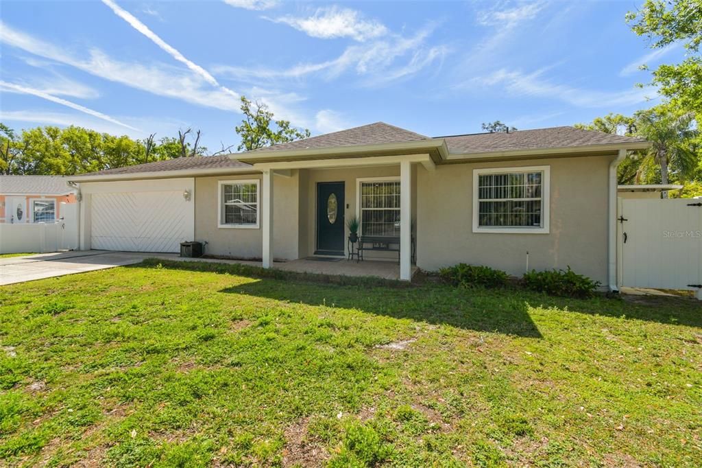 Недавно продано: $525,000 (3 спален, 2 ванн, 2380 Квадратных фут)