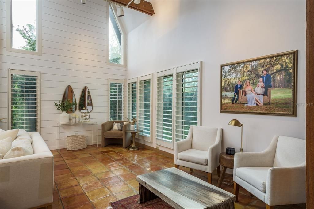 Active With Contract: $1,895,000 (5 beds, 5 baths, 5885 Square Feet)