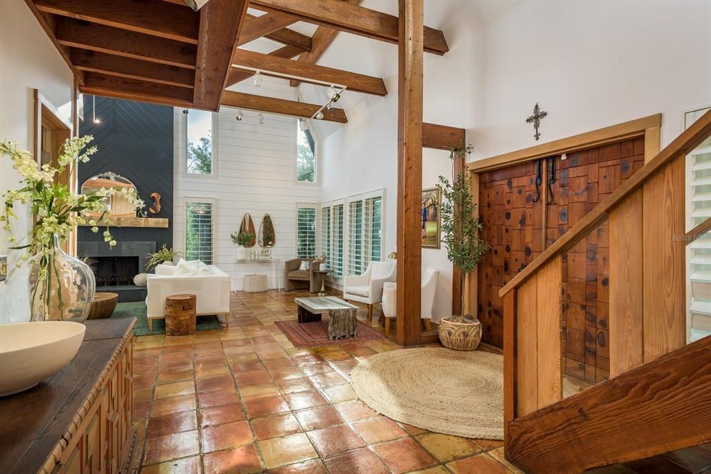 Active With Contract: $1,895,000 (5 beds, 5 baths, 5885 Square Feet)
