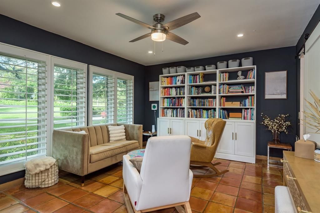 Library/reading room