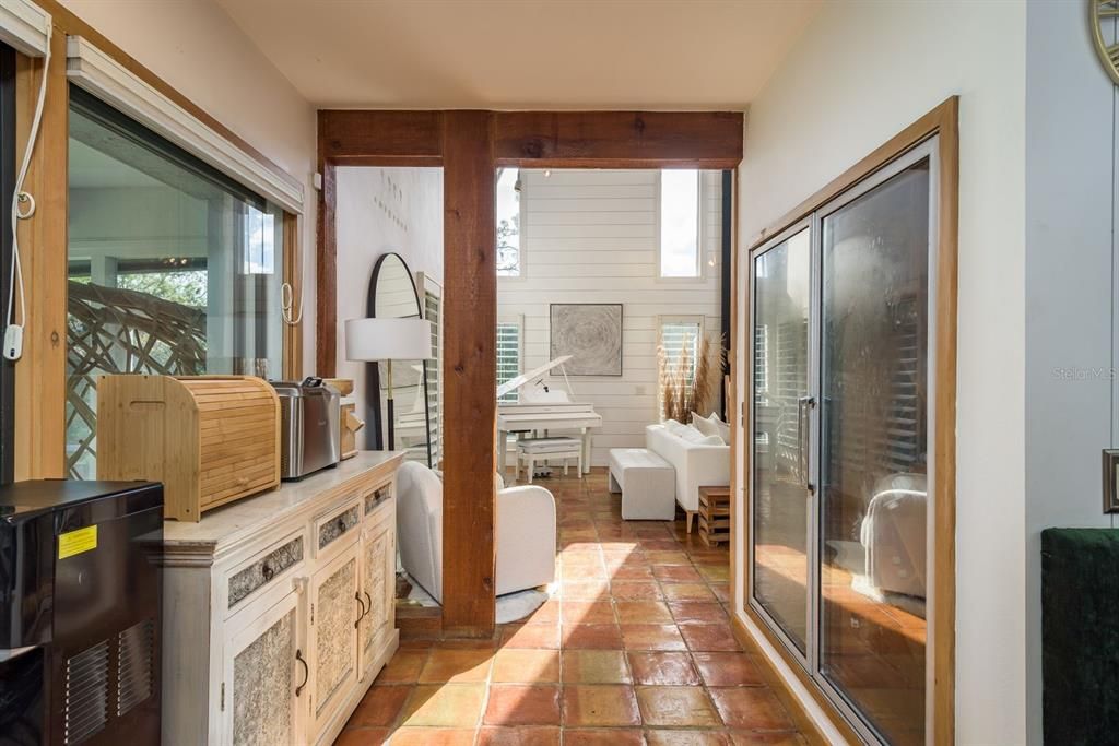 Active With Contract: $1,895,000 (5 beds, 5 baths, 5885 Square Feet)