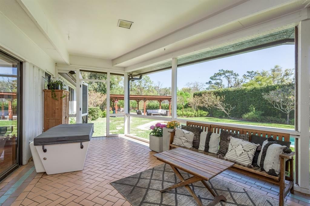 Active With Contract: $1,895,000 (5 beds, 5 baths, 5885 Square Feet)