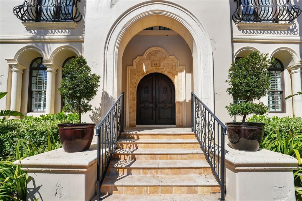 Active With Contract: $5,850,000 (4 beds, 5 baths, 6265 Square Feet)