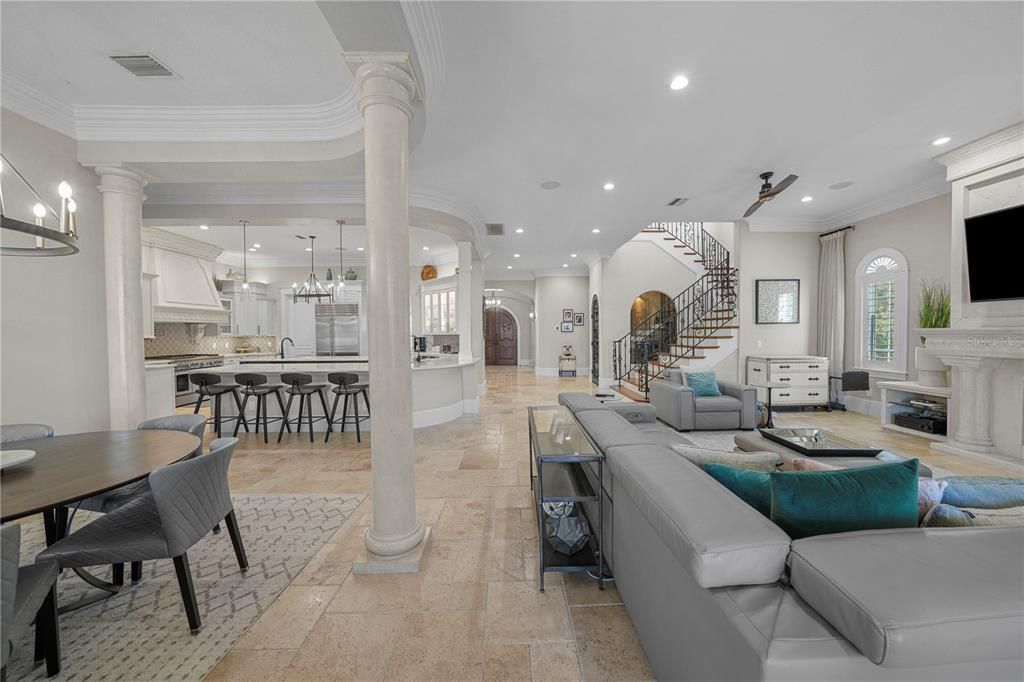 Active With Contract: $5,850,000 (4 beds, 5 baths, 6265 Square Feet)