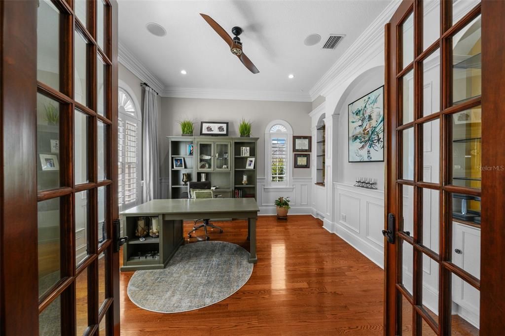 Active With Contract: $5,850,000 (4 beds, 5 baths, 6265 Square Feet)