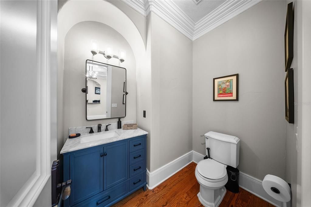 Active With Contract: $5,850,000 (4 beds, 5 baths, 6265 Square Feet)