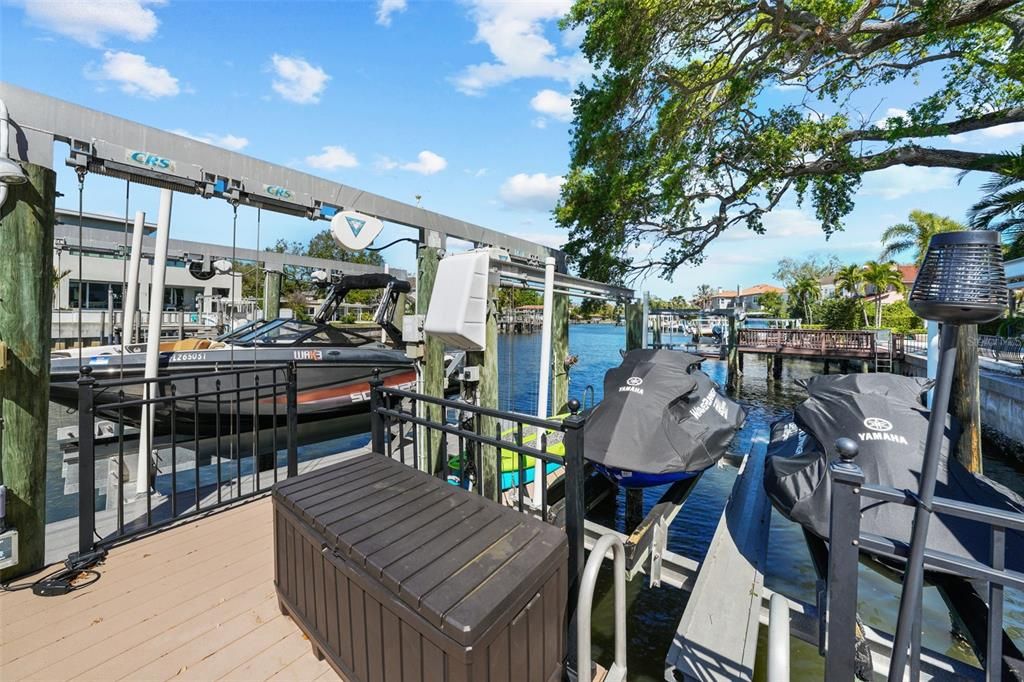 Active With Contract: $5,850,000 (4 beds, 5 baths, 6265 Square Feet)