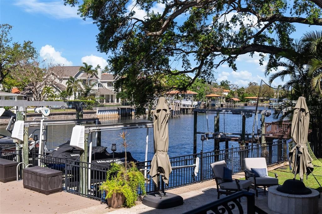 Active With Contract: $5,850,000 (4 beds, 5 baths, 6265 Square Feet)