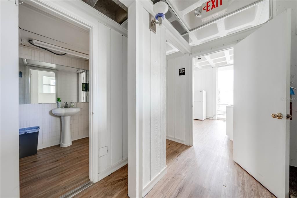 Active With Contract: $995,000 (0 beds, 0 baths, 3069 Square Feet)