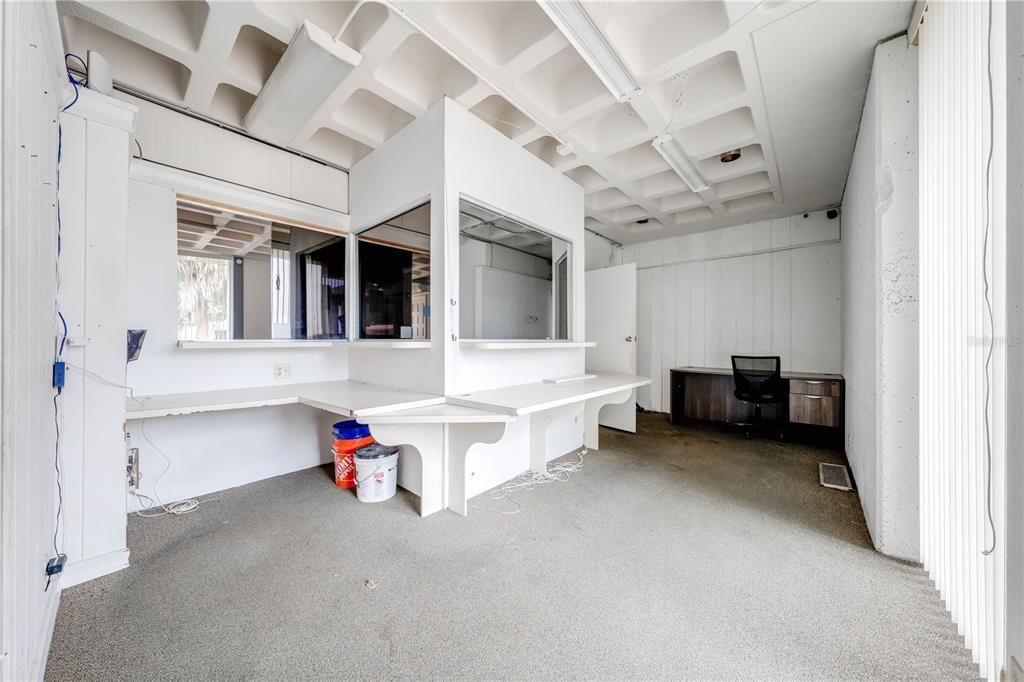 Active With Contract: $995,000 (0 beds, 0 baths, 3069 Square Feet)