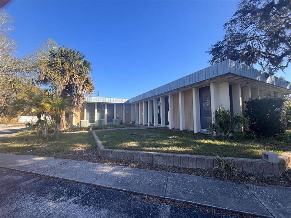 Active With Contract: $995,000 (0 beds, 0 baths, 3069 Square Feet)