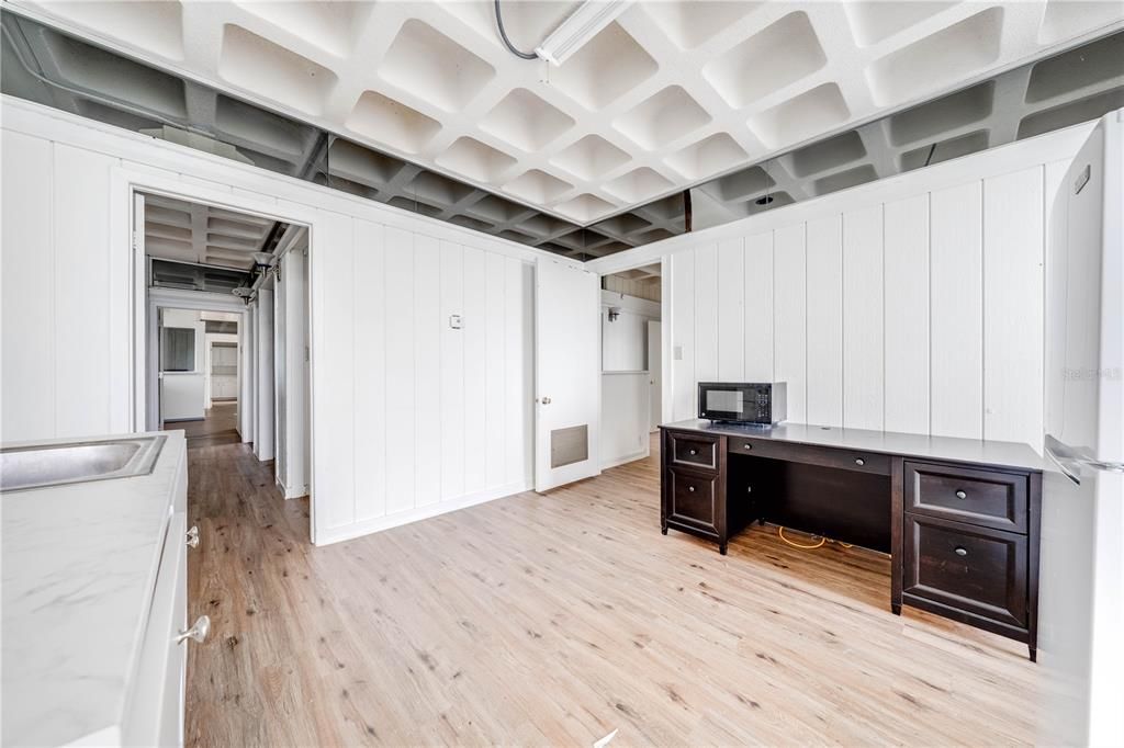 Active With Contract: $995,000 (0 beds, 0 baths, 3069 Square Feet)