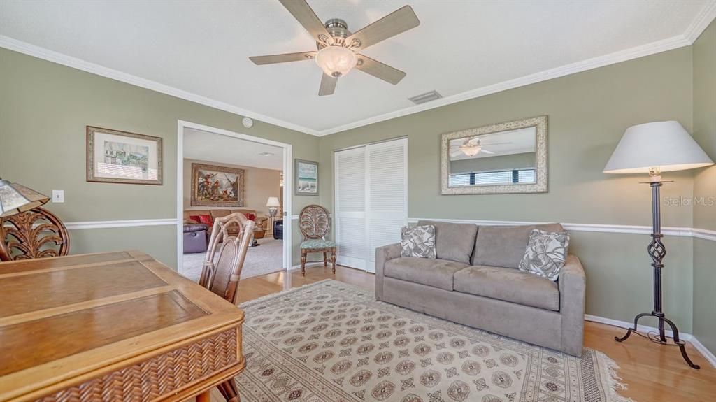 Active With Contract: $284,900 (3 beds, 2 baths, 1529 Square Feet)