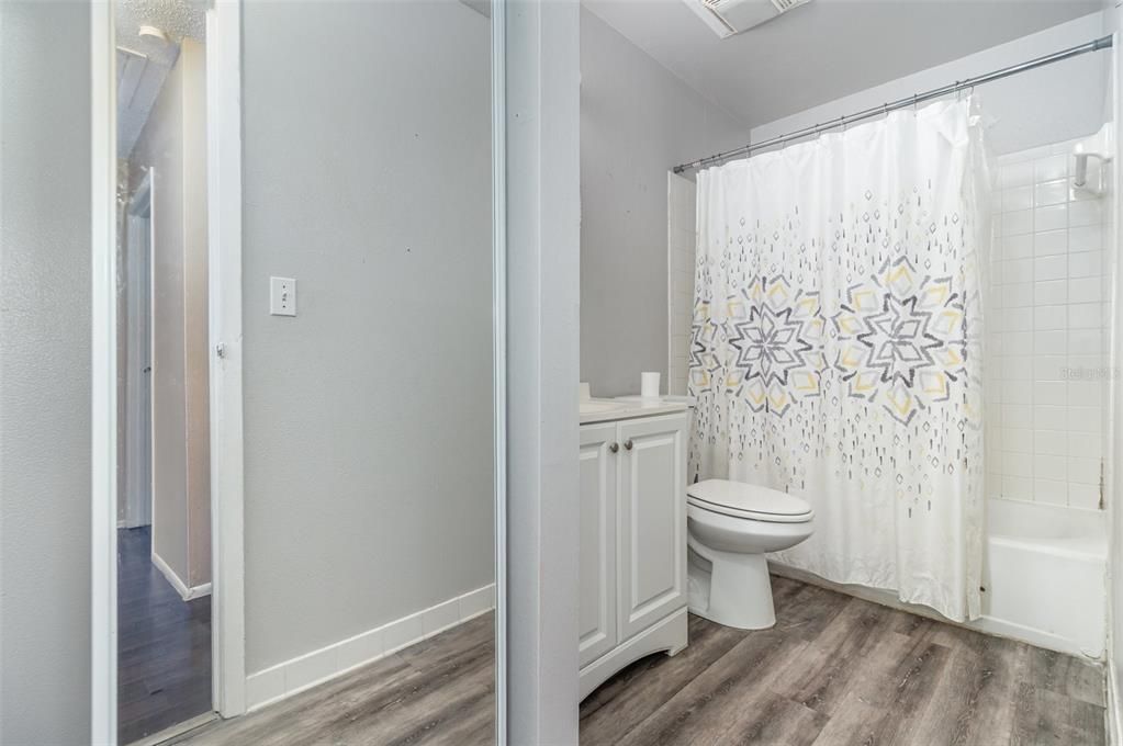 Activo con contrato: $179,000 (3 camas, 2 baños, 1400 Pies cuadrados)